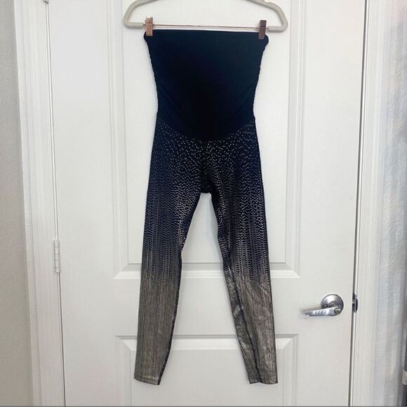 Beyond The Bump Drip Drop Fold Over Belly Ombre
Black Gold Maternity Legging - Picture 1 of 11